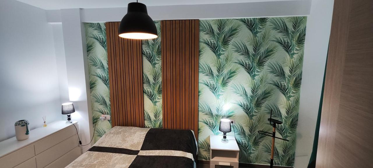 Vivaldi Appartement Los Cristianos  Buitenkant foto